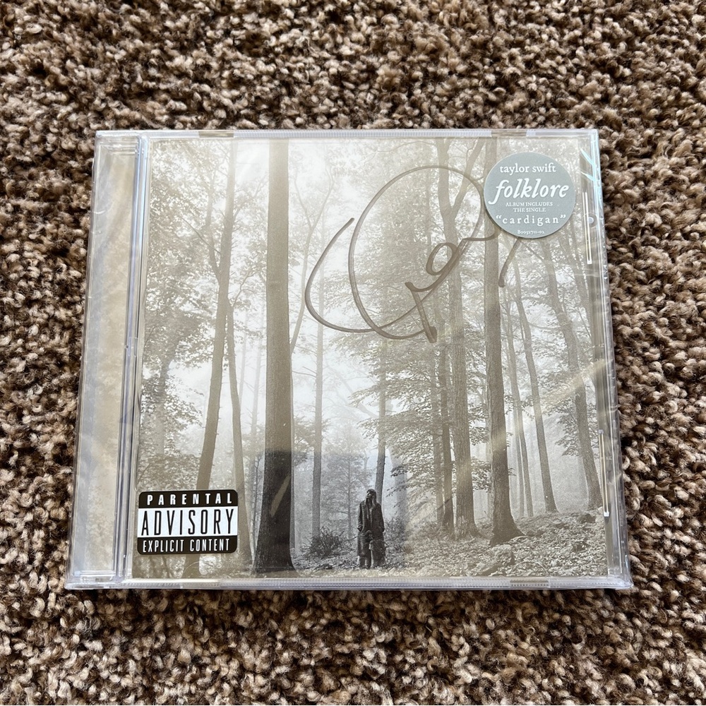 NEW Taylor Swift Signed Folklore CD